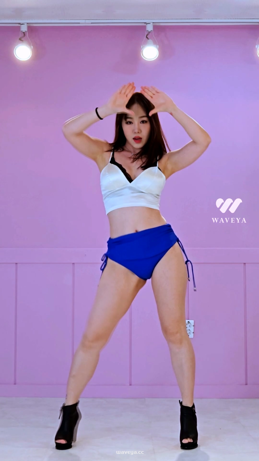 [입덕직캠] Ludmilla – Rainha da Favela Dance Cover Waveya Ari 웨이브야 아리 – #0788插图